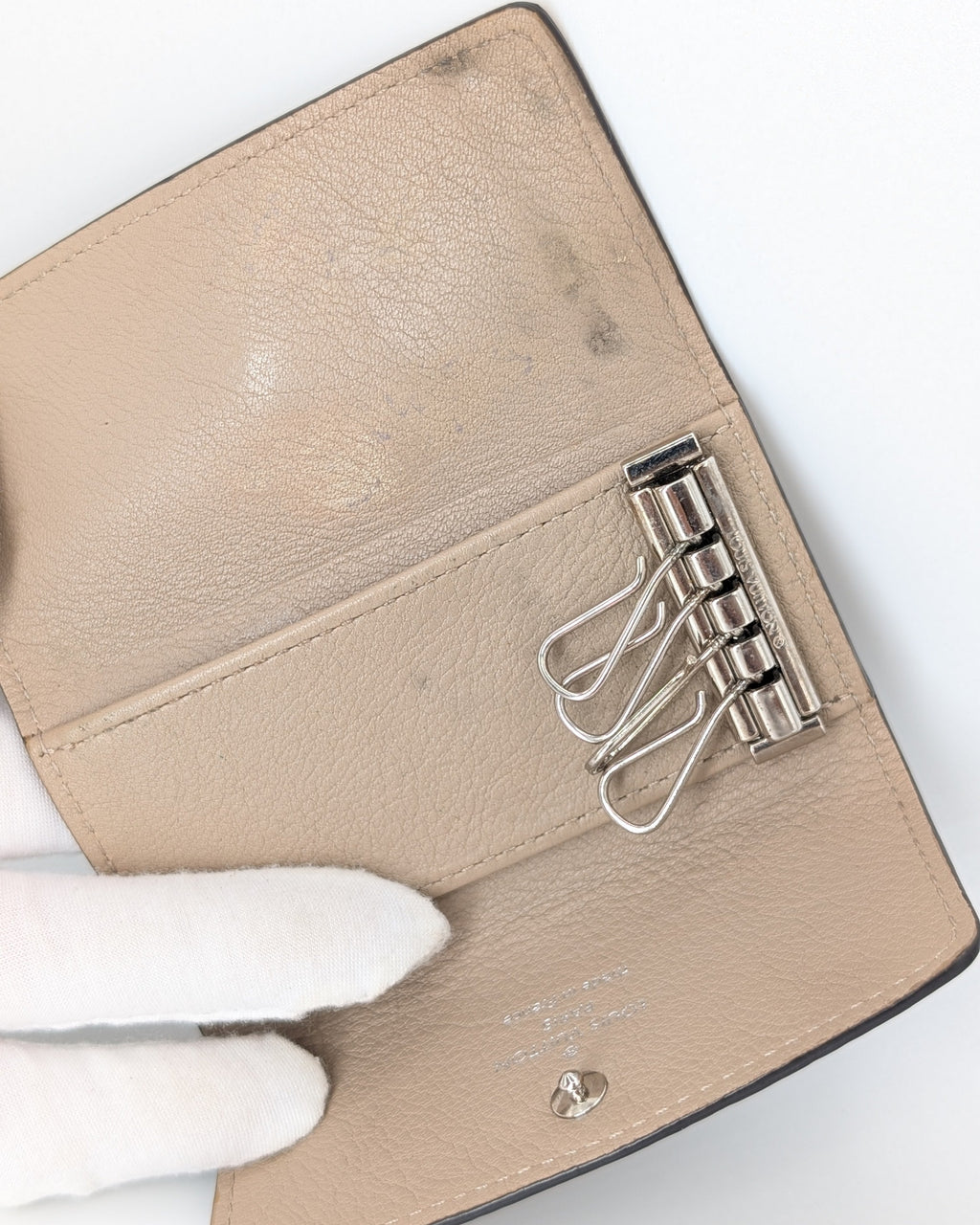 Louis Vuitton Multiclés 4 Mahina Galet Schlüsseletui