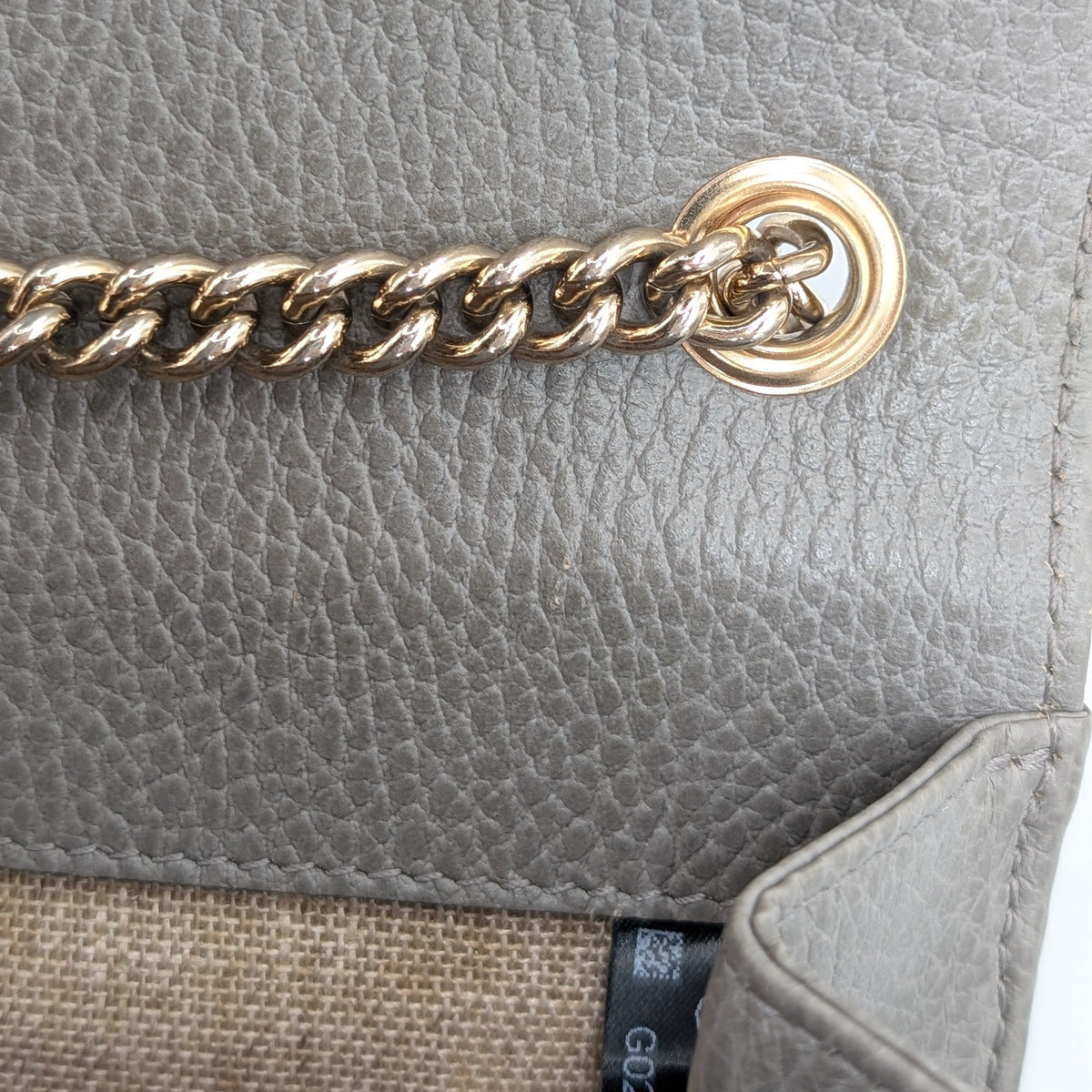 Gucci Interlocking G Small Shoulder Bag Leder Grau