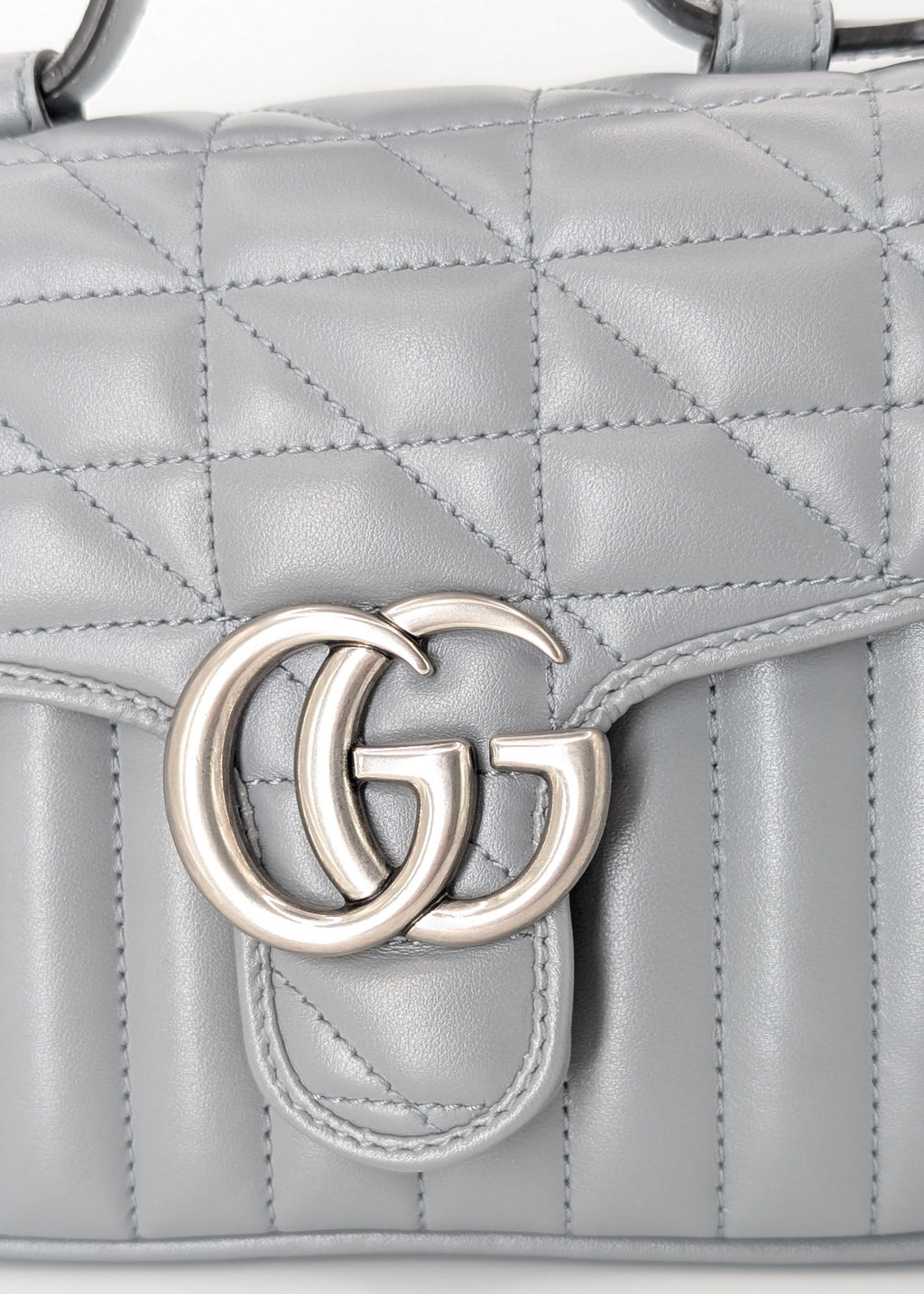 Gucci GG Marmont Monochrome Top Handle Flap Mini Grau
