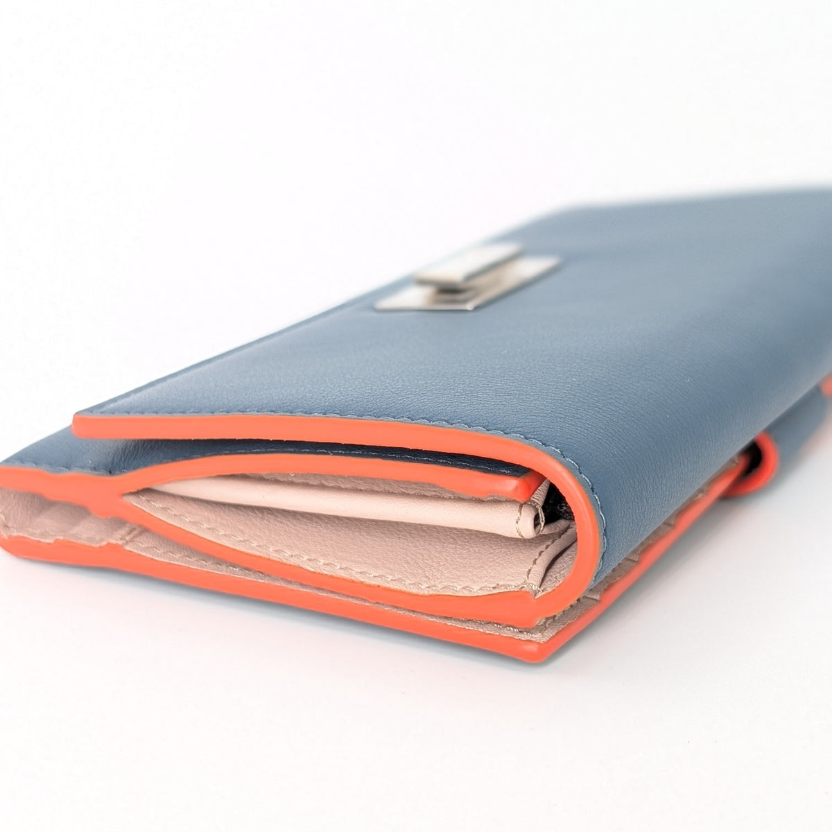 Fendi Selleria Continental Wallet Leder Blau neuwertig