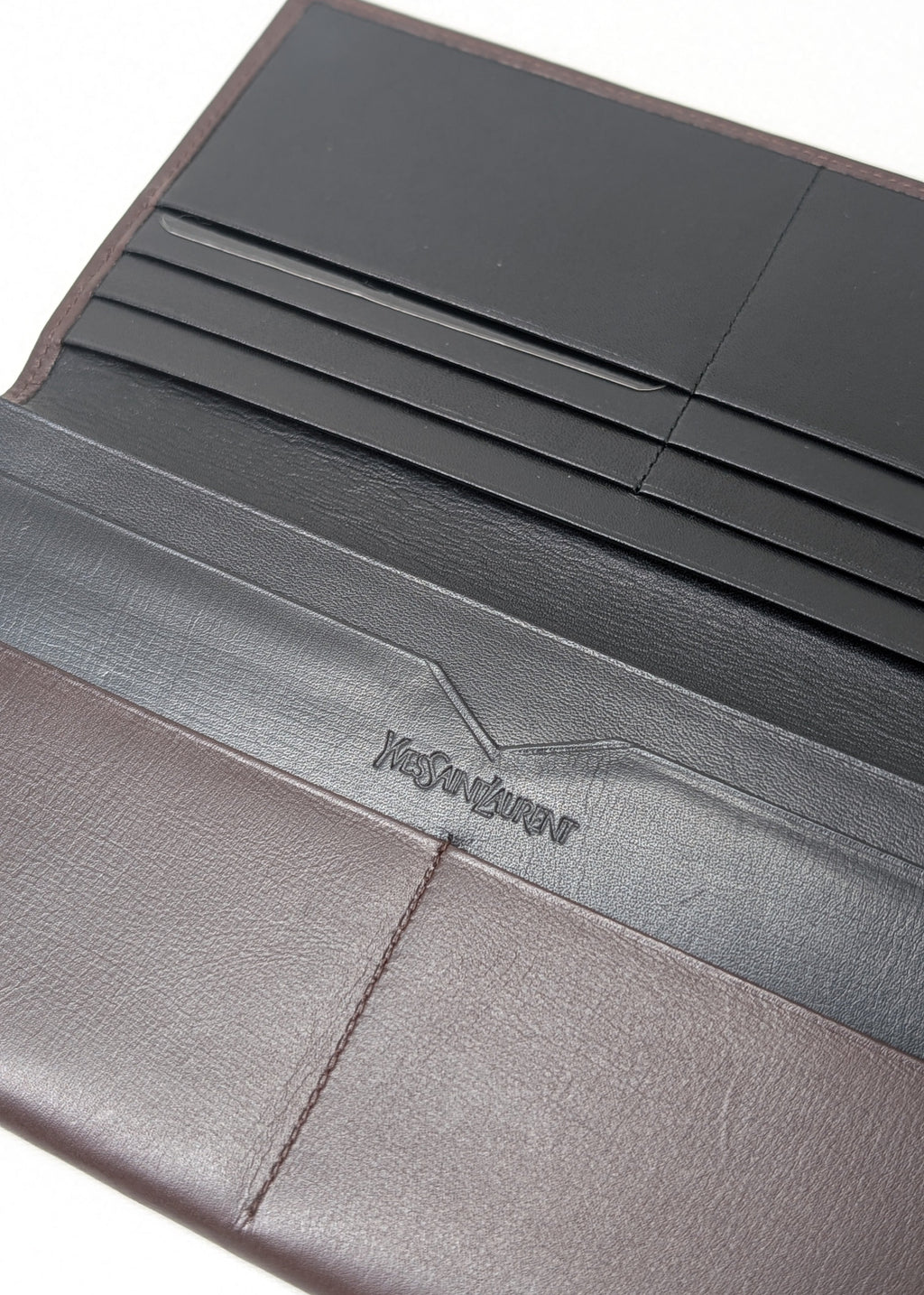Yves Saint Laurent Long Wallet aus braunem Leder