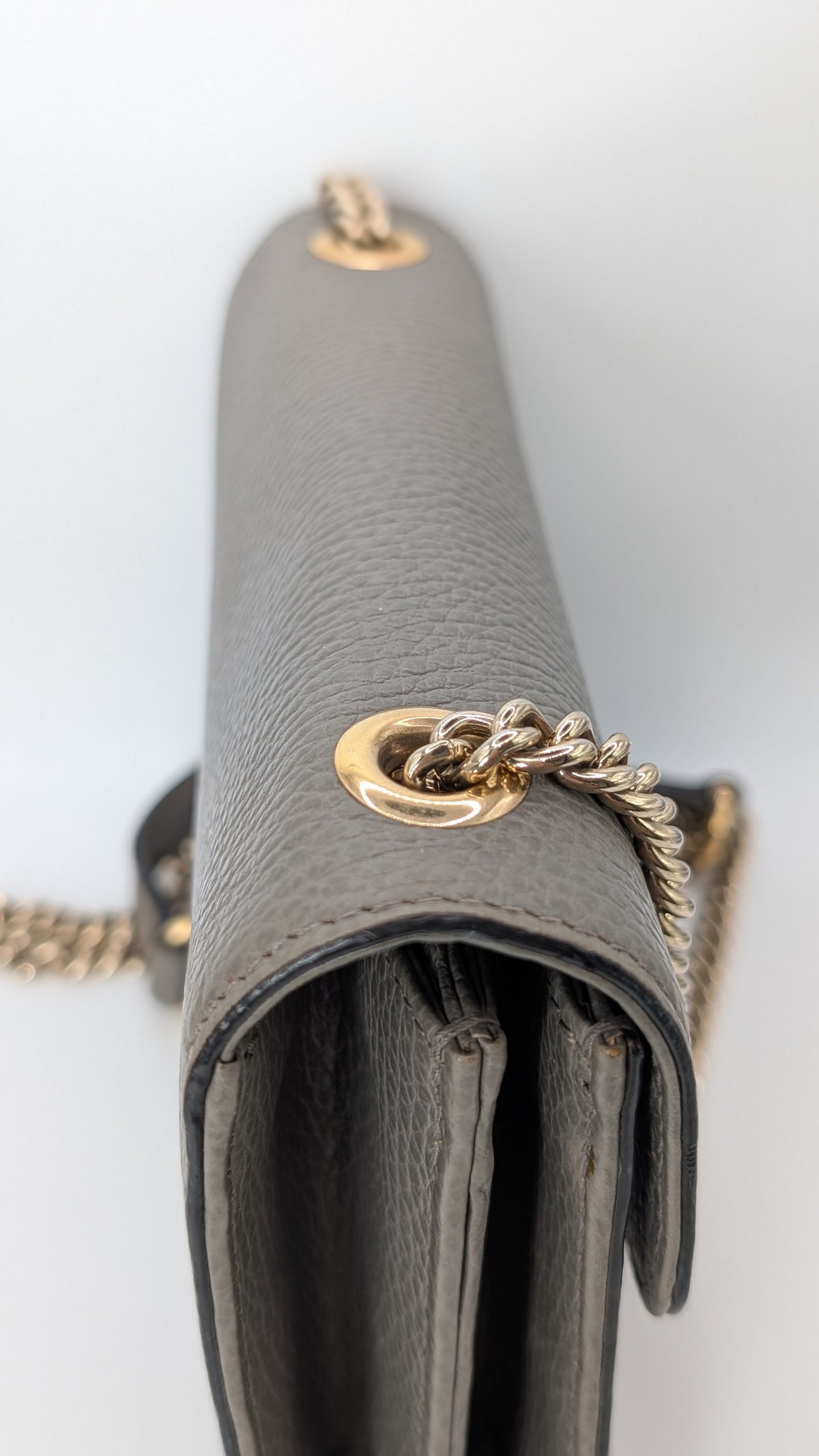 Gucci Interlocking G Small Shoulder Bag Leder Grau