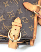 Louis Vuitton Batignolles Horizontal Monogram Vintage Schultertasche