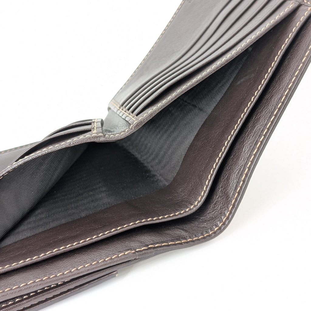 Gucci GG Canvas Compact Wallet mit Herz-Plakette
