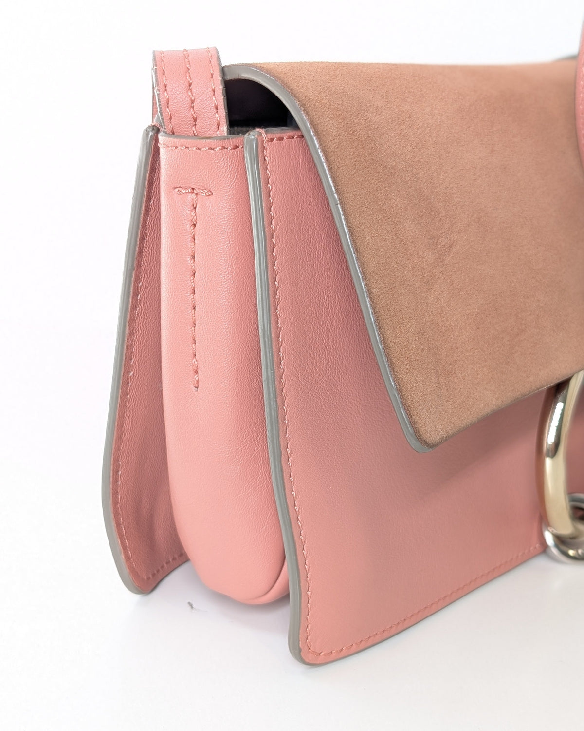 Chloé Faye Small Schultertasche aus rosa Leder und Wildleder