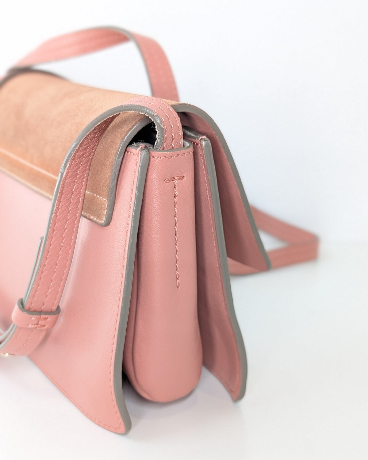 Chloé Faye Small Schultertasche aus rosa Leder und Wildleder