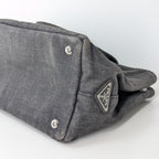 Prada Canapa Small Tote Bag aus anthrazitfarbenem Denim