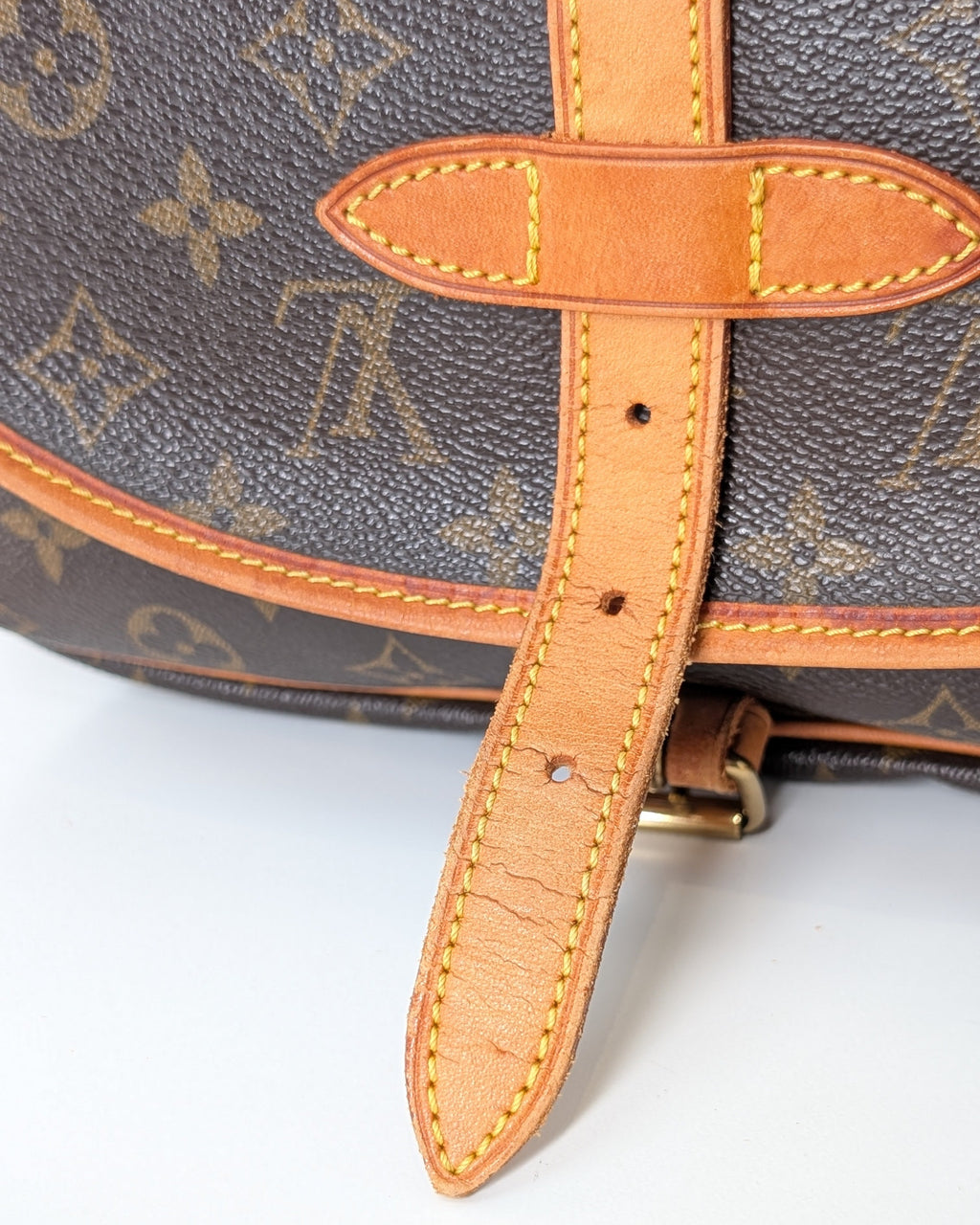 Louis Vuitton Saumur 30 Monogram Vintage Schultertasche