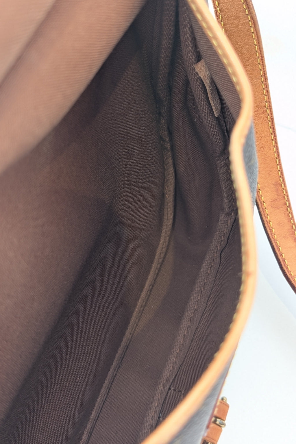 Louis Vuitton Saumur 30 Monogram Vintage Schultertasche