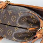 Louis Vuitton Saumur 30 Monogram Vintage Schultertasche