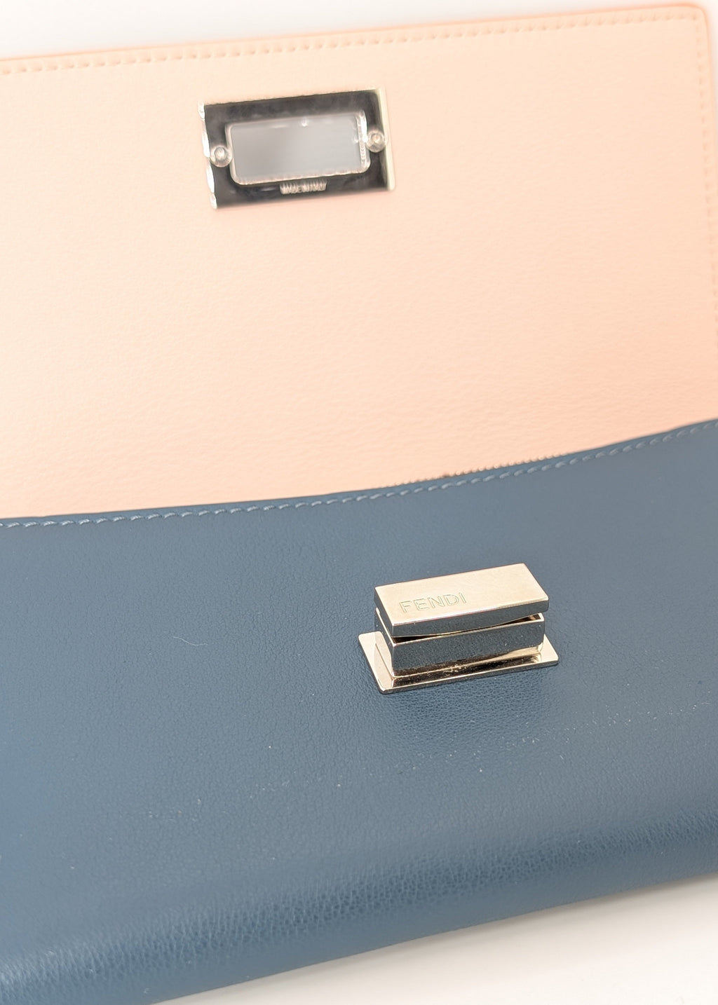 Fendi Selleria Continental Wallet Leder Blau neuwertig