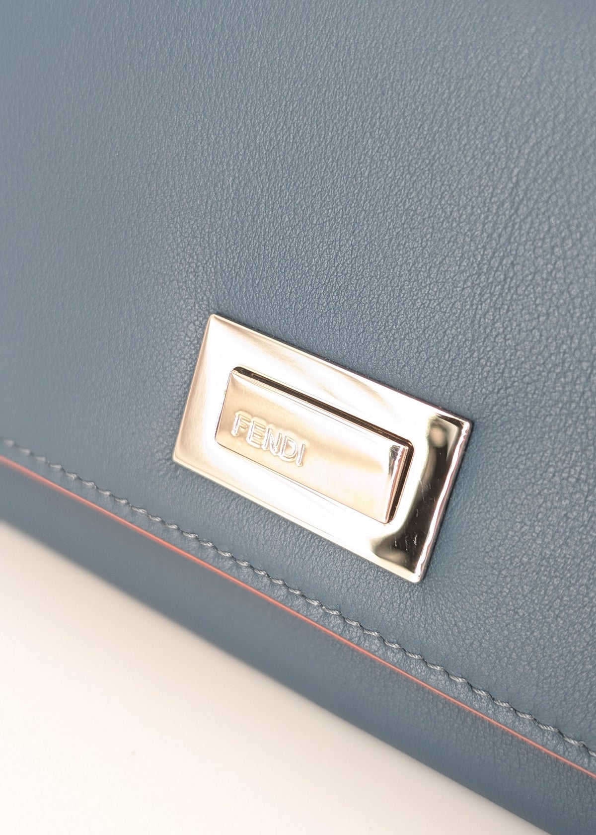 Fendi Selleria Continental Wallet Leder Blau neuwertig