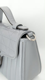 Gucci GG Marmont Monochrome Top Handle Flap Mini Grau