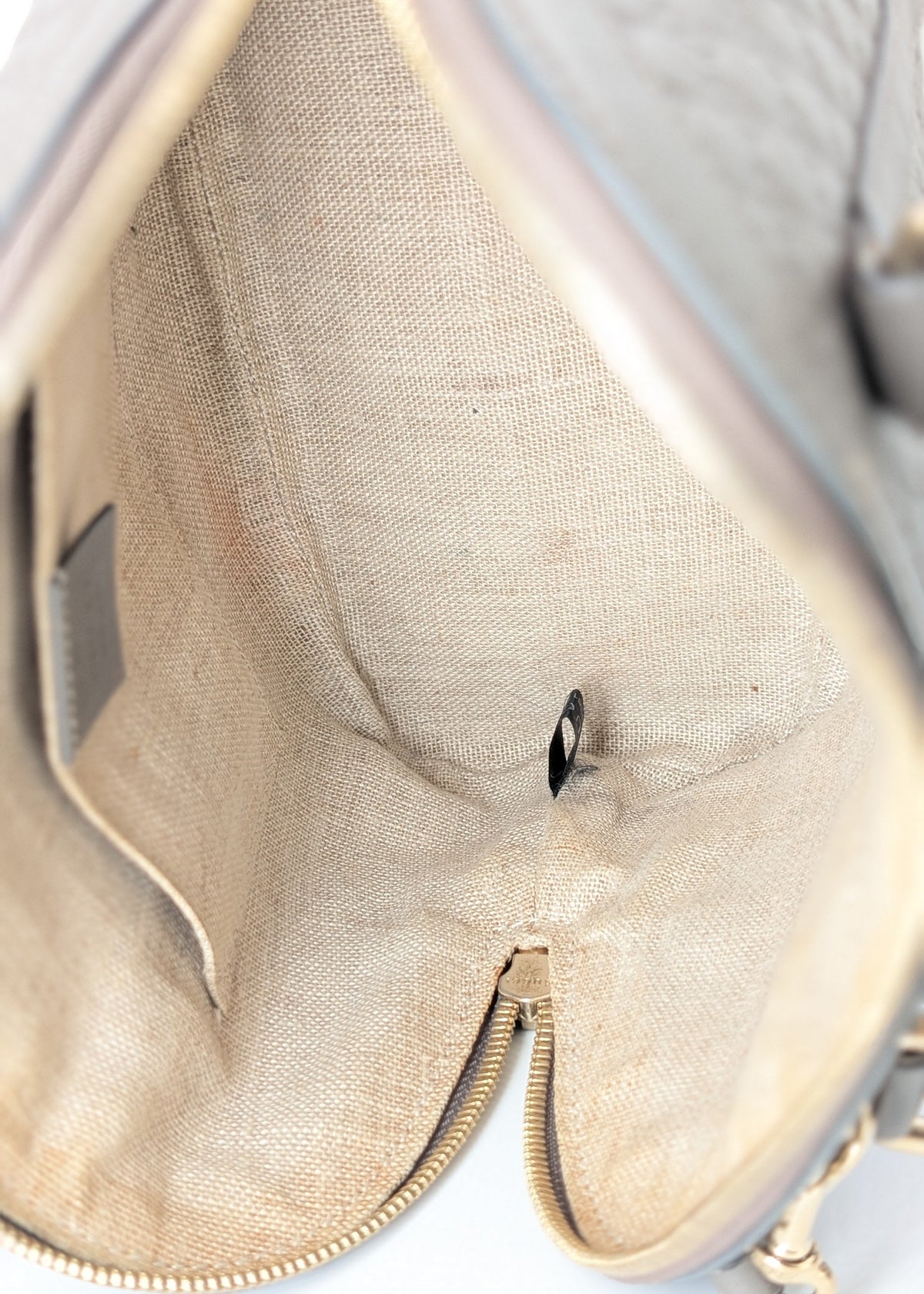 Gucci Microguccissima Mini Dome Bag Grau